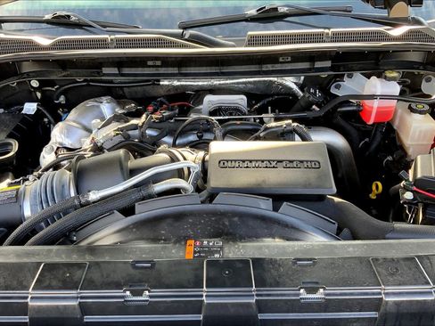 Used 2025 GMC Sierra 2500 AT4 w/ AT4 Premium Plus Package image 32