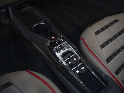 Used 2025 Ferrari 296 GTS RWD image 41