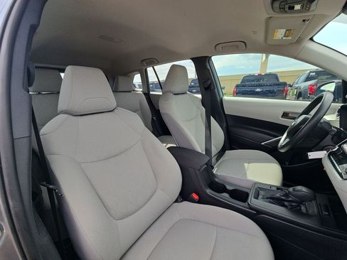 Used 2026 Toyota Corolla Cross L FWD image 30