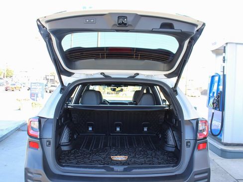 Used 2025 Subaru Outback Wilderness AWD/4WD image 28
