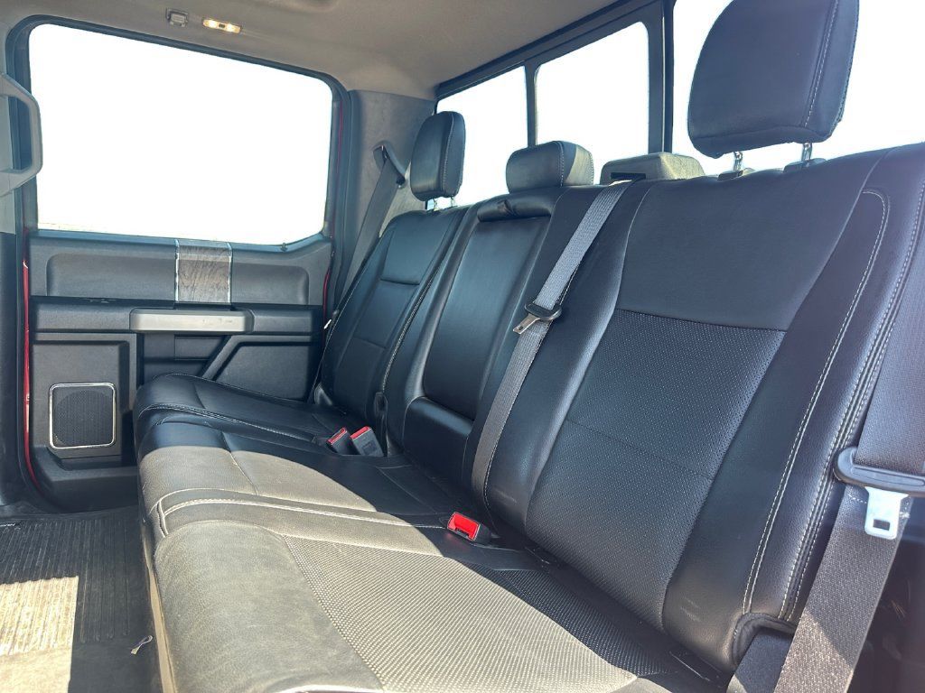 Used 2019 Ford F250 Lariat w/ Lariat Ultimate Package AWD/4WD image 15