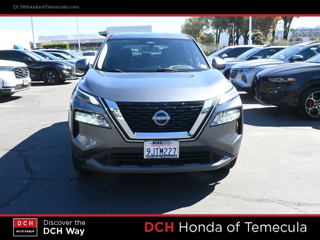 Used 2023 Nissan Rogue SV FWD image 2