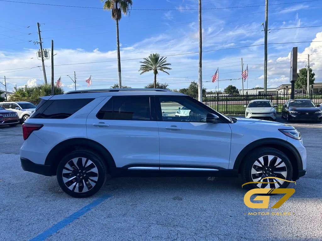 Used 2025 Ford Explorer Platinum w/ LUX Leather Package AWD/4WD image 5