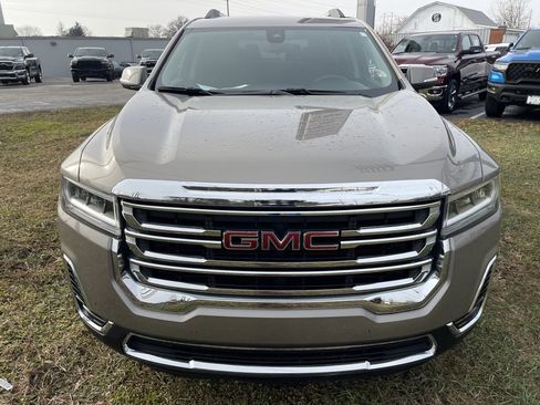 Used 2023 GMC Acadia SLE w/ Driver Convenience Package image 5