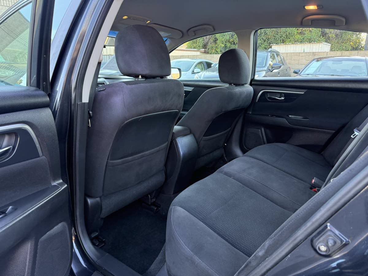 Used 2014 Nissan Altima 2.5 S FWD image 21