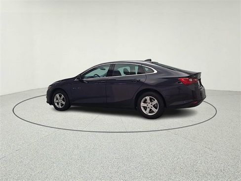 Used 2022 Chevrolet Malibu LS image 5