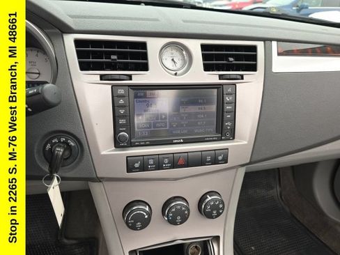 Used 2008 Chrysler Sebring Limited w/ Luxury Group FWD image 23
