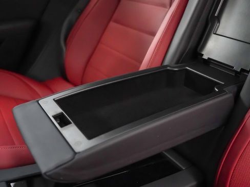 Certified 2025 Porsche Panamera 4 image 19