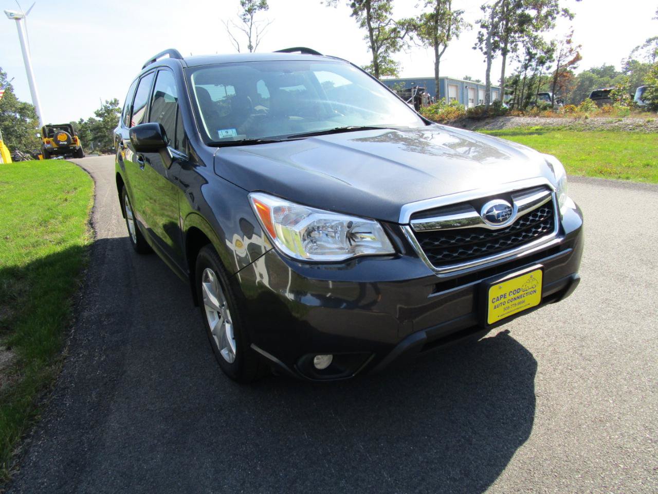 Used 2015 Subaru Forester 2.5i Limited AWD/4WD image 4