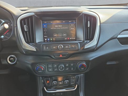 Used 2021 GMC Terrain SLE w/ Driver Convenience Package image 17