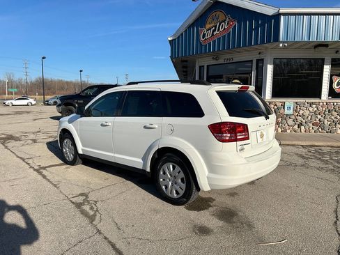 Used 2018 Dodge Journey SE image 7