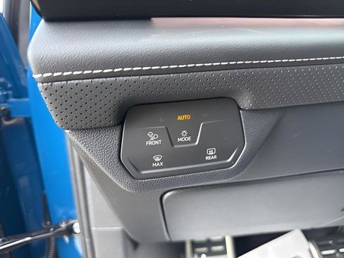 New 2025 Volkswagen Atlas Cross Sport SEL Premium R-Line image 8