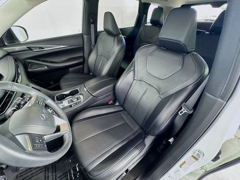Certified 2023 INFINITI QX60 Luxe w/ Vision Package FWD image 22