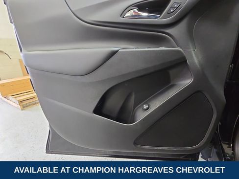 Certified 2024 Chevrolet Equinox LT FWD image 32