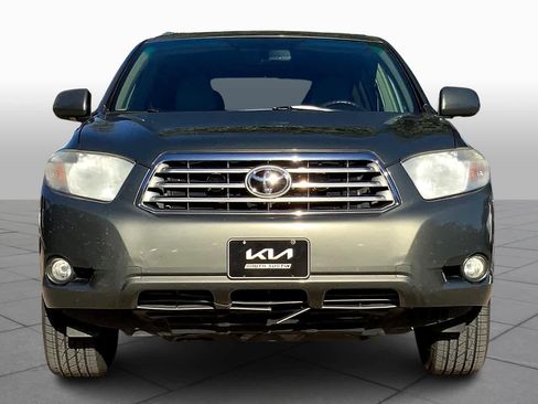 Used 2010 Toyota Highlander Limited image 3