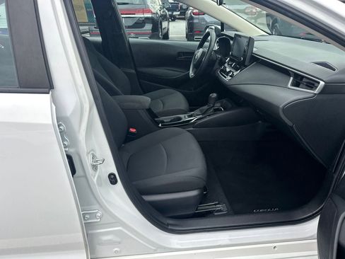 Used 2022 Toyota Corolla LE image 13