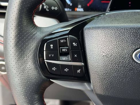Used 2025 Ford Explorer ST-Line AWD/4WD image 11