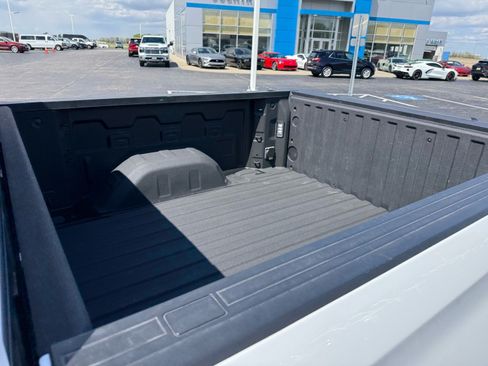 Used 2025 Chevrolet Silverado 1500 RST AWD/4WD image 12