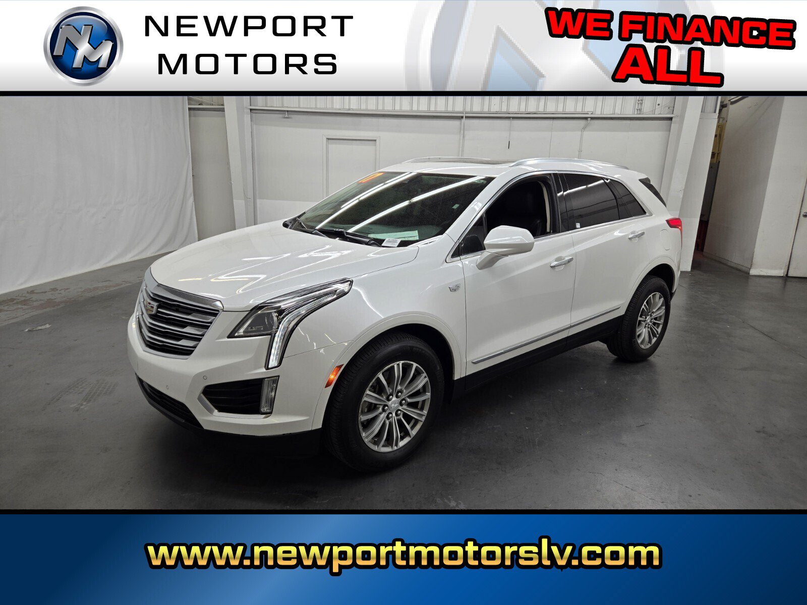 Used 2017 Cadillac XT5 Luxury w/ Driver Awareness Package AWD/4WD image 1