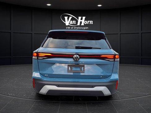 New 2026 Volkswagen Tiguan SE image 4
