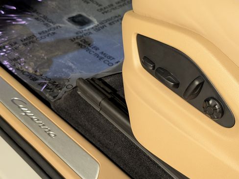 Certified 2023 Porsche Cayenne Coupe image 17