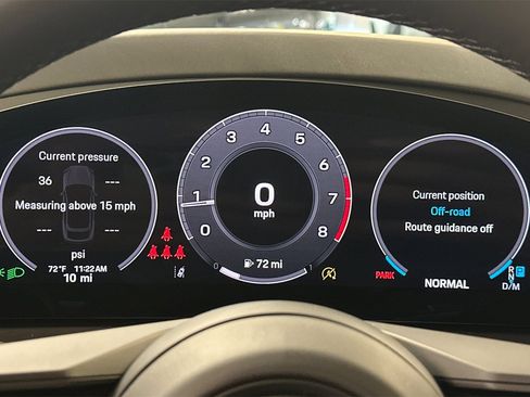 New 2025 Porsche Cayenne Coupe image 25