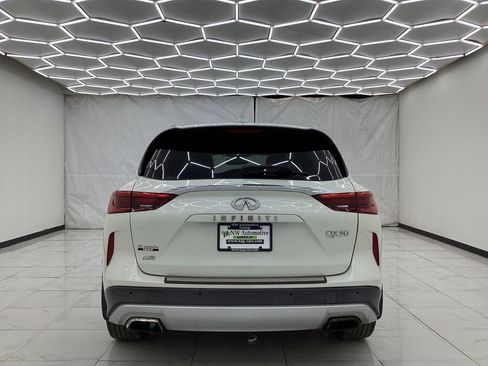 Used 2019 INFINITI QX50 Essential w/ Premium Audio Package AWD/4WD image 10