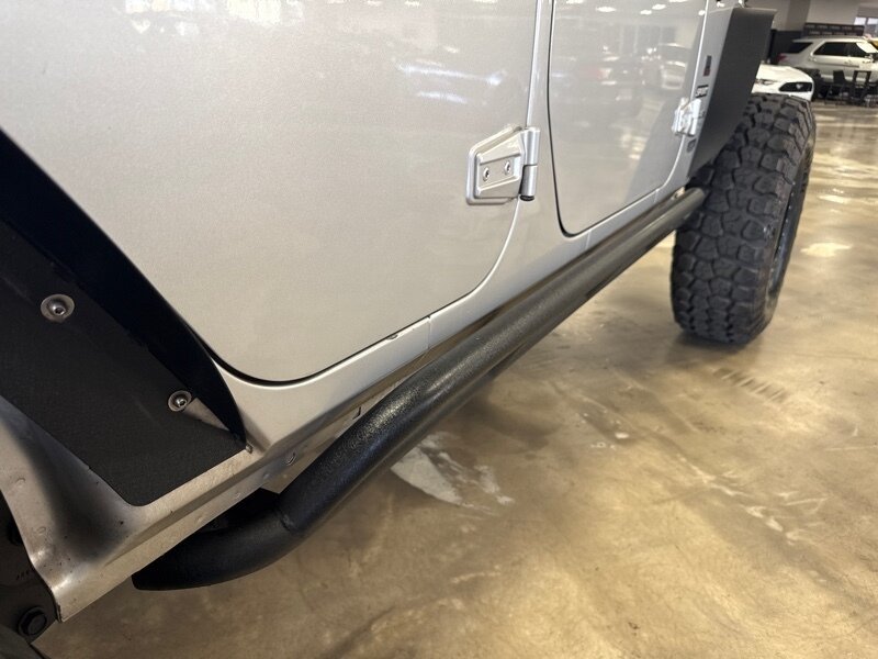 Used 2010 Jeep Wrangler Unlimited Sport AWD/4WD image 10