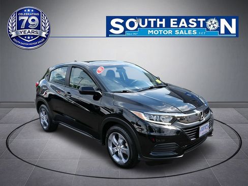 Used 2019 Honda HR-V LX image 2