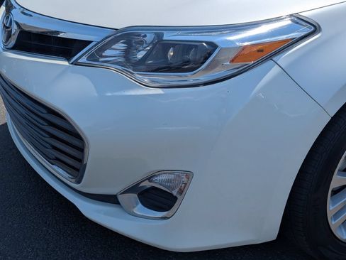Used 2015 Toyota Avalon XLE Premium FWD image 12