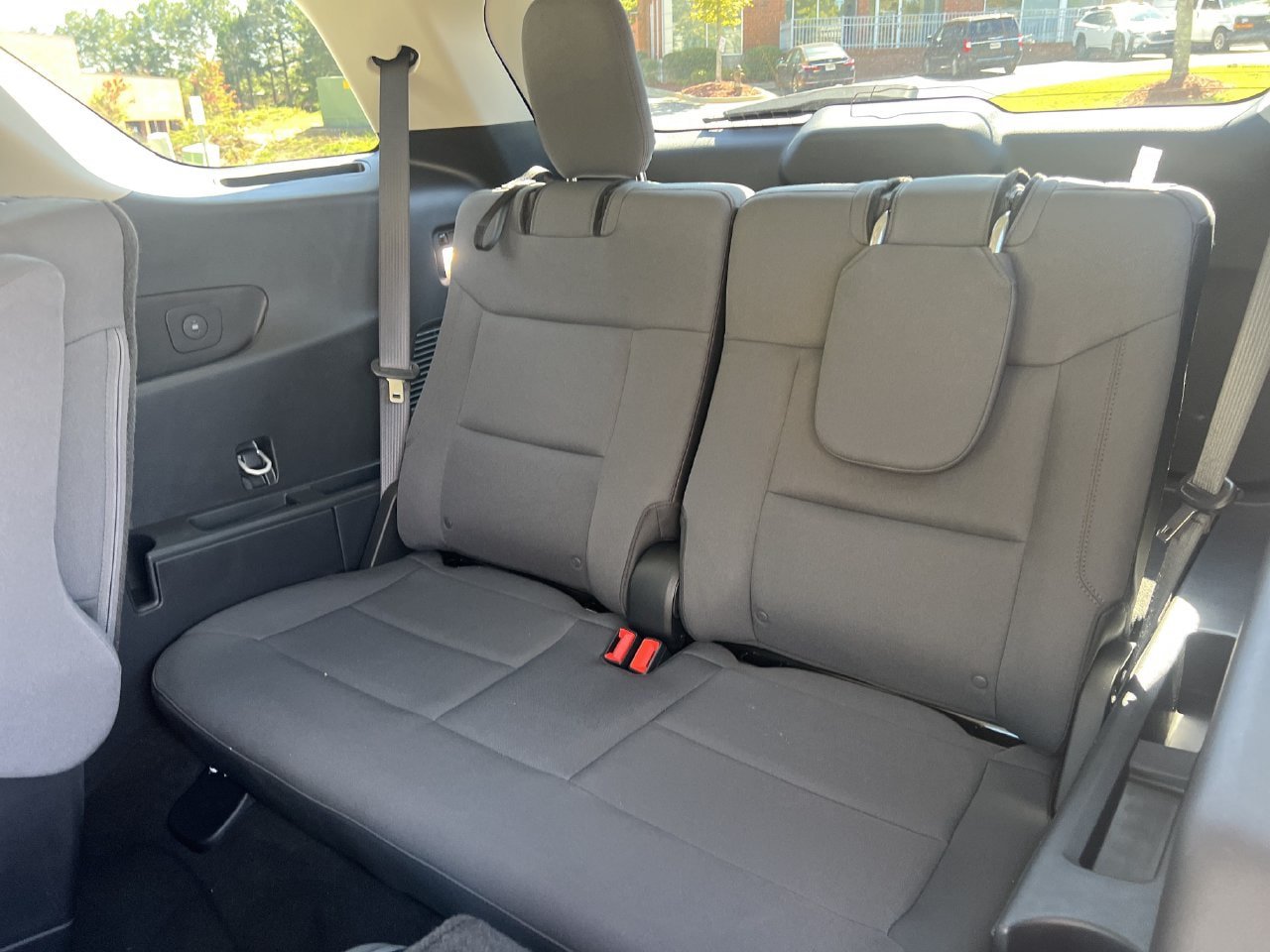 New 2026 Ford Explorer Active RWD image 17