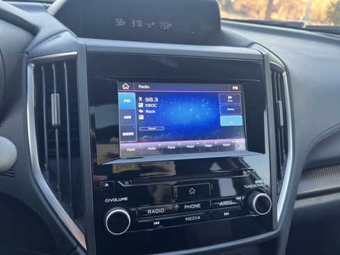 Used 2019 Subaru Crosstrek 2.0i Premium image 22