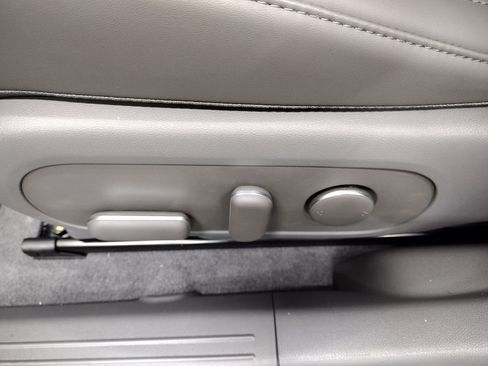 New 2026 Hyundai Ioniq 5 SEL image 22