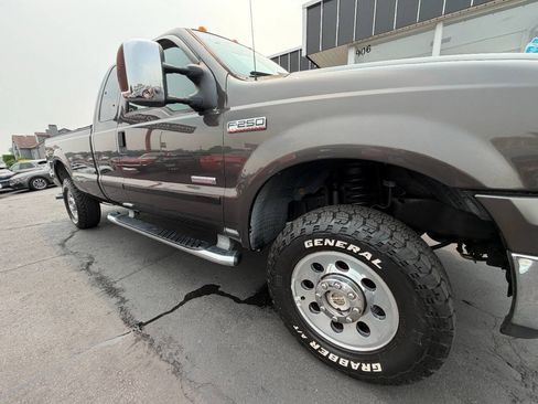 Used 2007 Ford F250 4x4 SuperCab Super Duty image 11