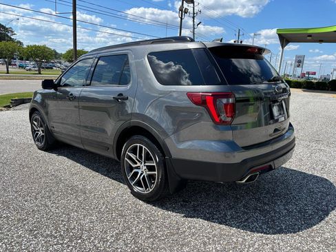 Used 2016 Ford Explorer Sport w/ Equipment Group 401A AWD/4WD image 3