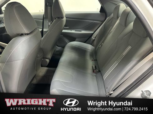 Certified 2023 Hyundai Elantra SEL w/ Convenience Package image 13