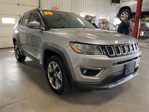 Used 2020 Jeep Compass Limited image 4