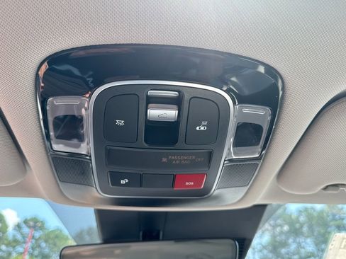 New 2025 Hyundai Sonata Limited image 18