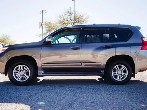 Used 2010 Lexus GX 460 Premium image 9
