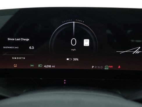 Used 2023 Lucid Air Touring image 12