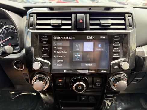 Used 2020 Toyota 4Runner Venture image 35