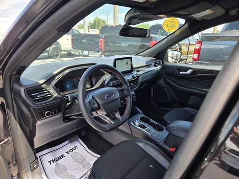 Certified 2025 Ford Escape ST-Line FWD image 2