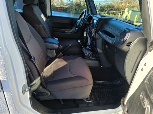 Used 2016 Jeep Wrangler Unlimited Sport w/ Quick Order Package 23S image 10