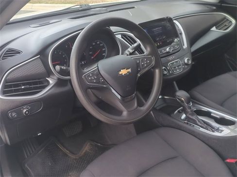 Used 2023 Chevrolet Malibu LT w/ Driver Confidence Package image 29