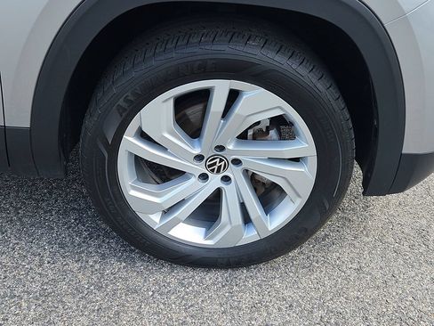 Used 2023 Volkswagen Atlas SE w/ Panoramic Sunroof Package AWD/4WD image 10