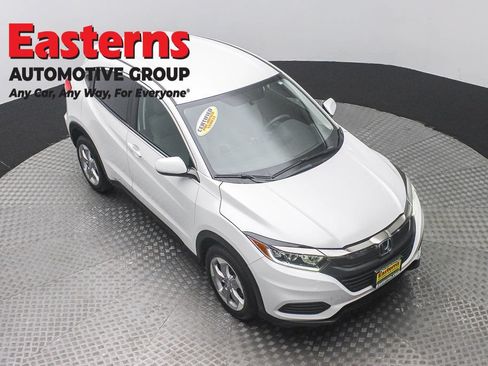 Used 2022 Honda HR-V LX image 3