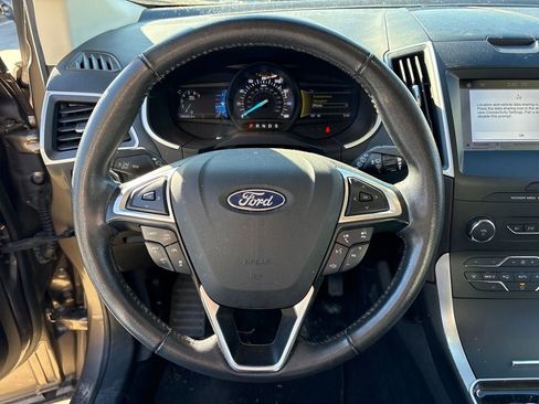 Used 2019 Ford Edge SEL w/ Equipment Group 201A image 17