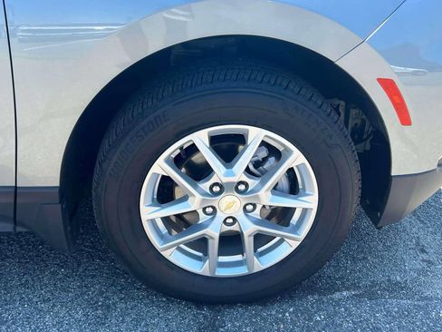 Used 2024 Chevrolet Equinox LT AWD/4WD image 12