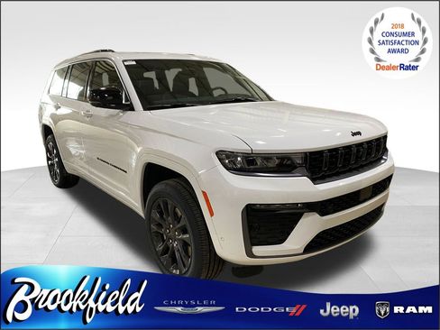 New 2026 Jeep Grand Cherokee L Limited AWD/4WD image 1