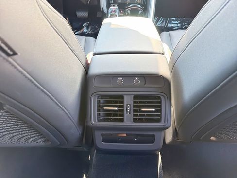 Used 2025 Audi Q5 Premium AWD/4WD image 18